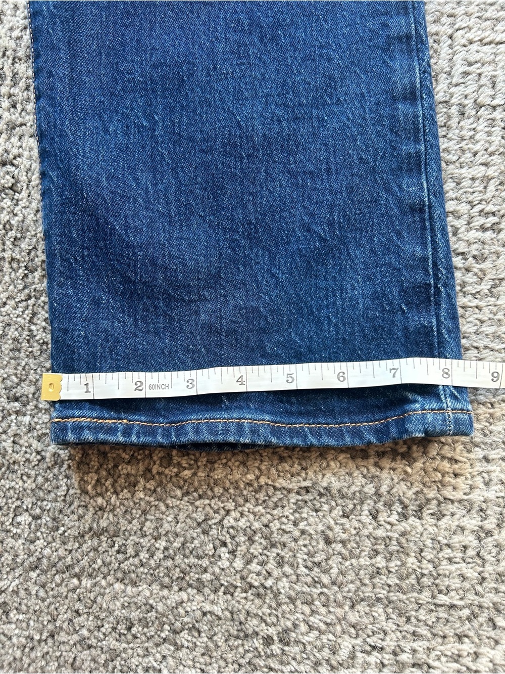 Levi's Women’s Classic Ribcage Straight Jeans - Picture 3 of 11